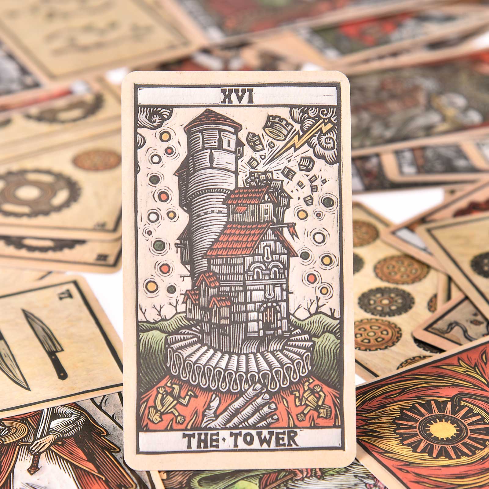 Imaginative Tarot Cards Featuring both Major Minor Arcana Set